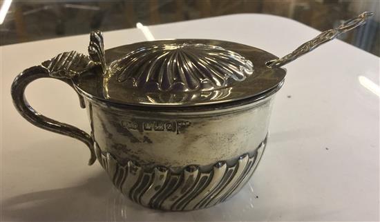 A late Victorian silver mustard pot